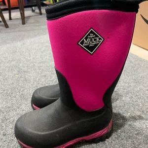 Muk boots
